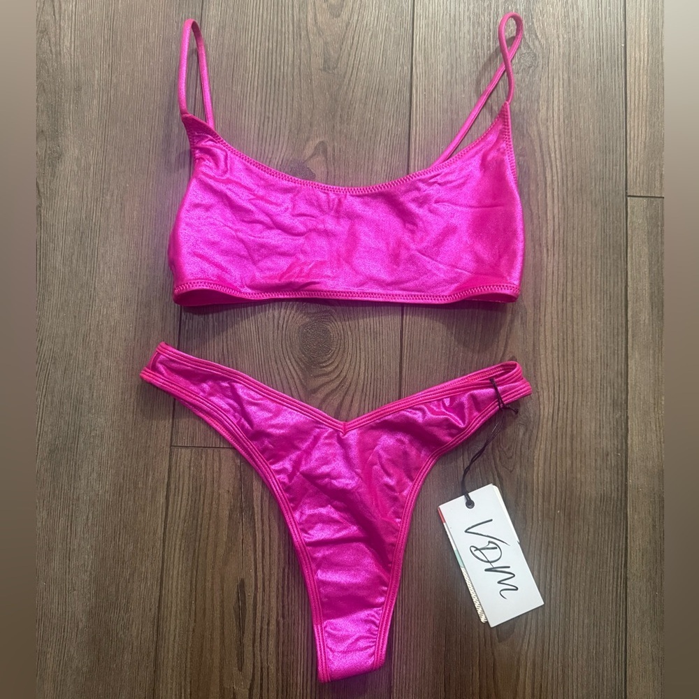 VDM The Label Revolve Metallic Pink Bikini Small NWT Shimmer High Cut Thong Swim
